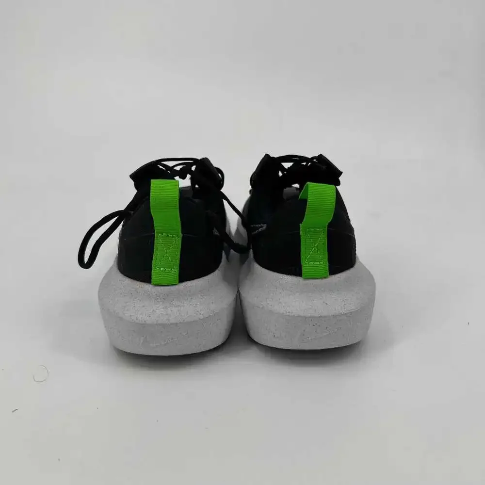 Nike Black Synthetic Athletic Sneakers | Boys Size 5Y